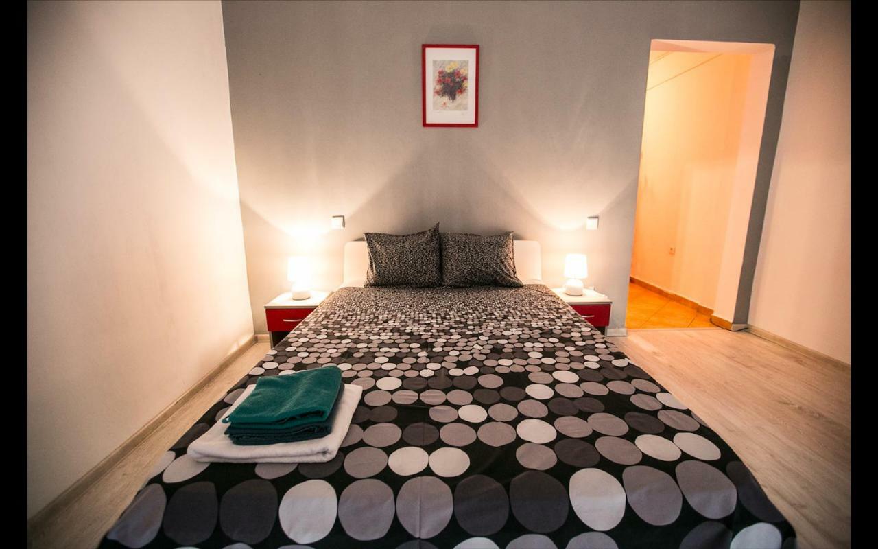 Cismigiu Garden Studio Apartment Bucureşti Ngoại thất bức ảnh