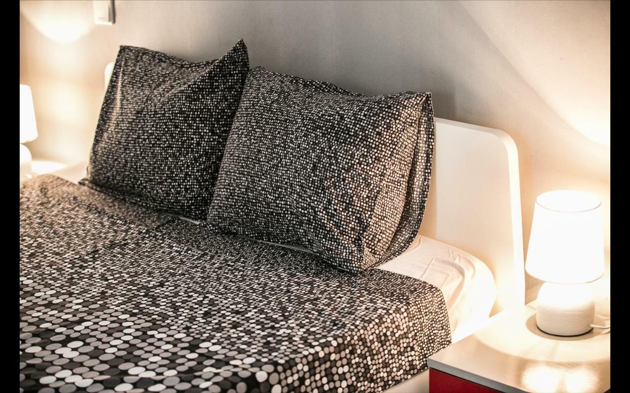 Cismigiu Garden Studio Apartment Bucureşti Ngoại thất bức ảnh