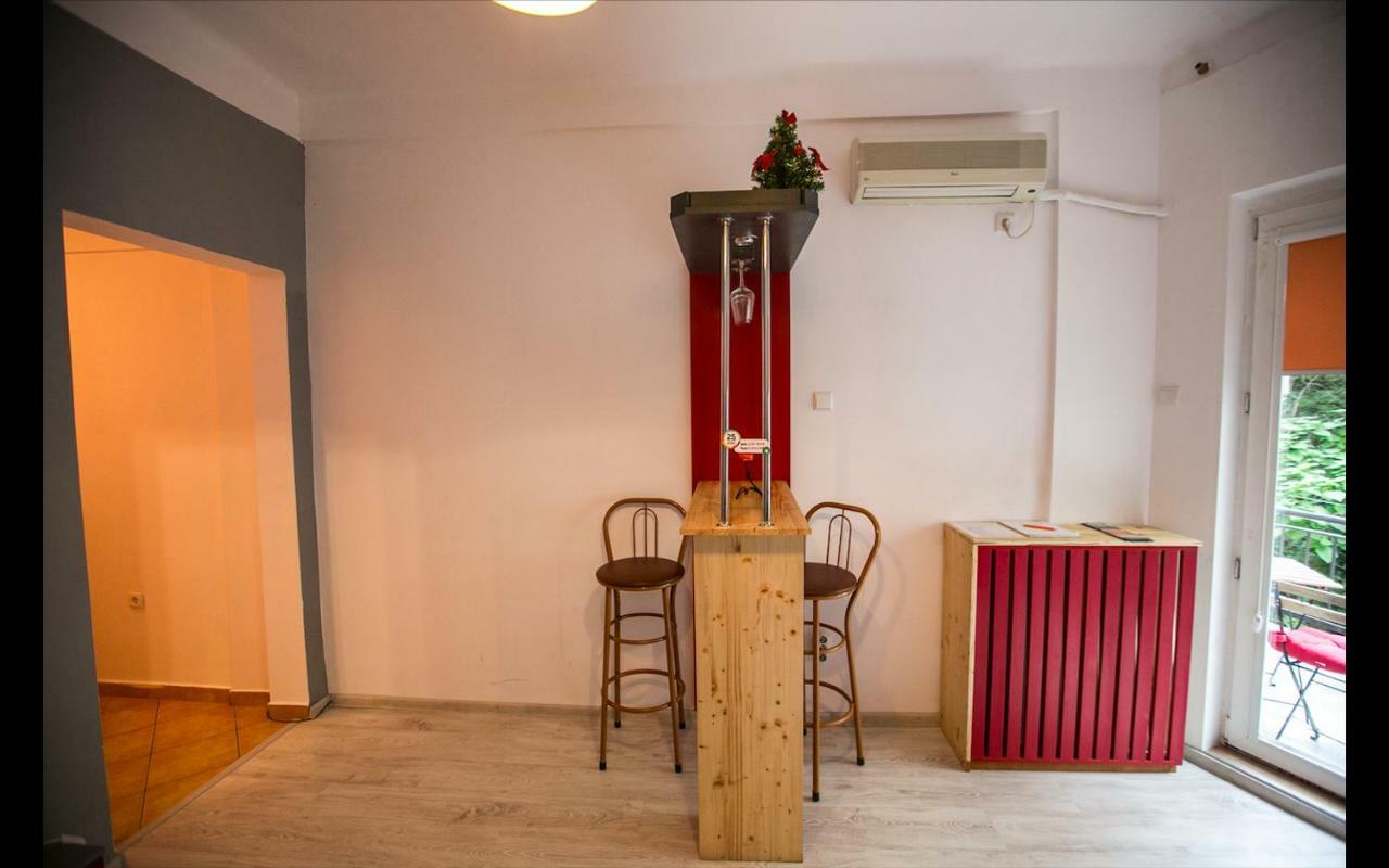 Cismigiu Garden Studio Apartment Bucureşti Ngoại thất bức ảnh