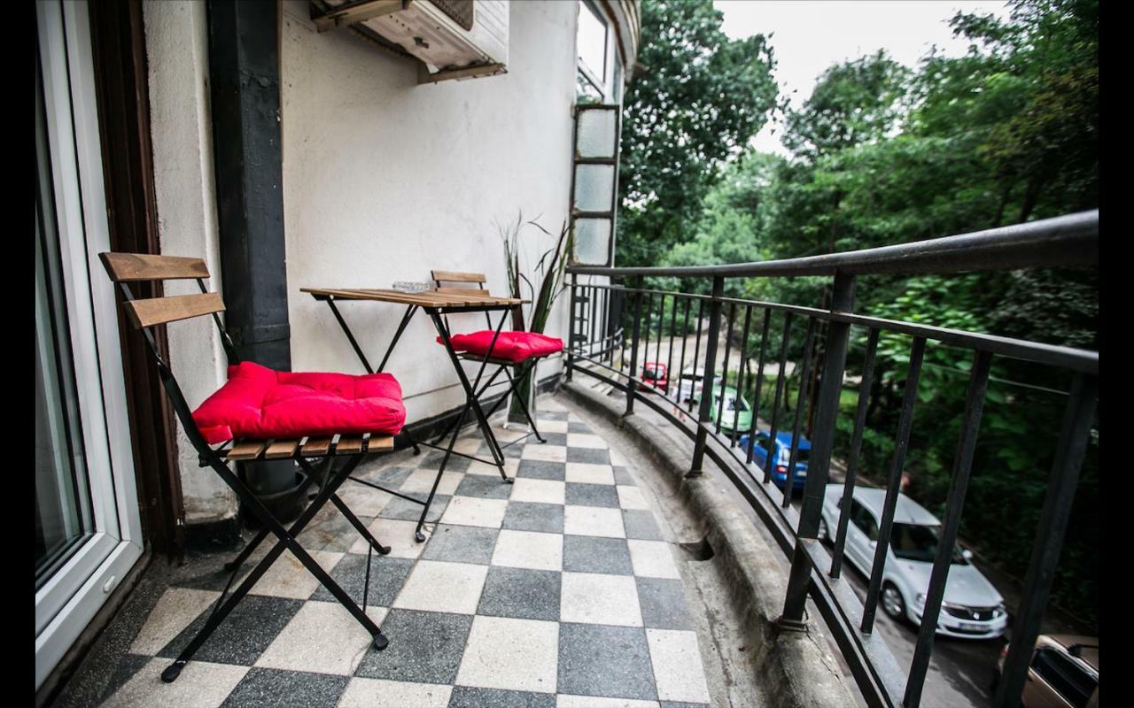 Cismigiu Garden Studio Apartment Bucureşti Ngoại thất bức ảnh