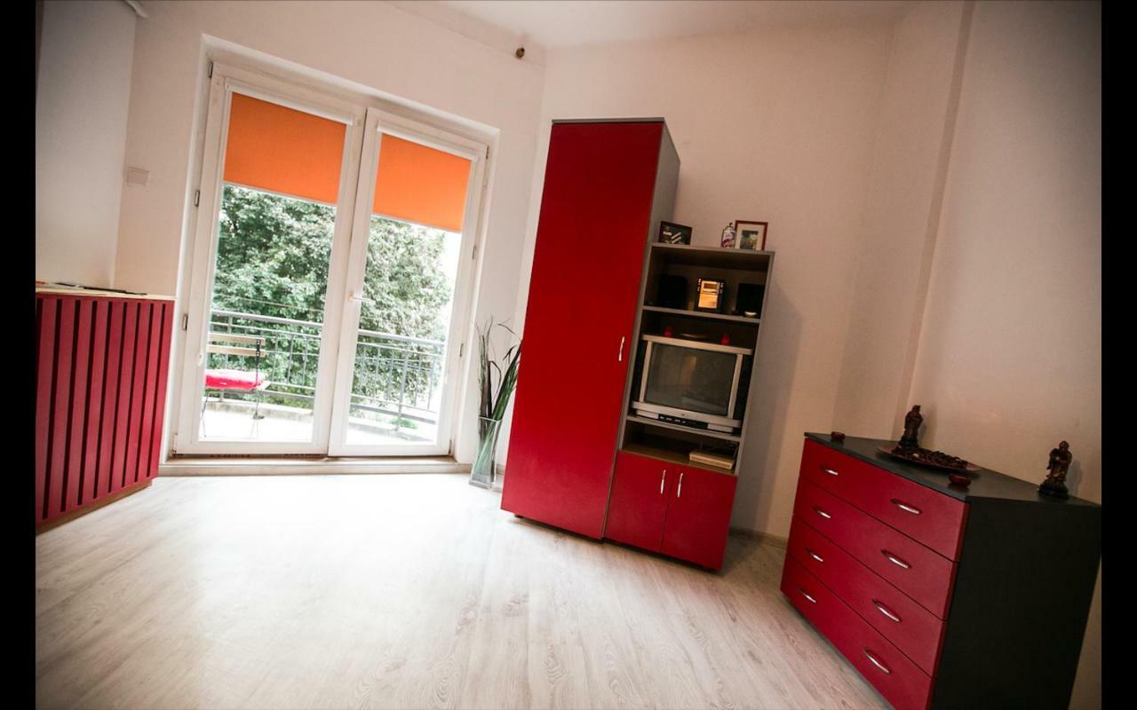 Cismigiu Garden Studio Apartment Bucureşti Ngoại thất bức ảnh