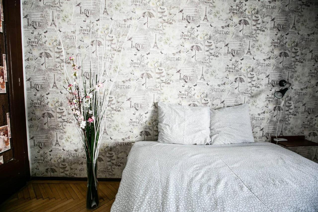 Cismigiu Garden Studio Apartment Bucureşti Ngoại thất bức ảnh